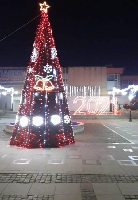 Општина Берово блесна во новогодишно руво