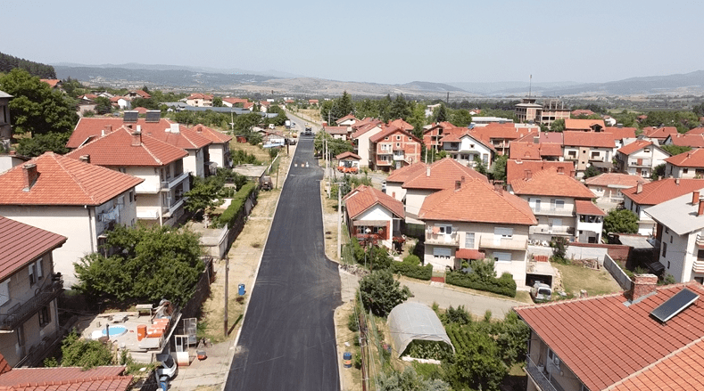 Со асфалтирање на улица ,,Борис Кидрич” продолжува градежната експанзија во Берово