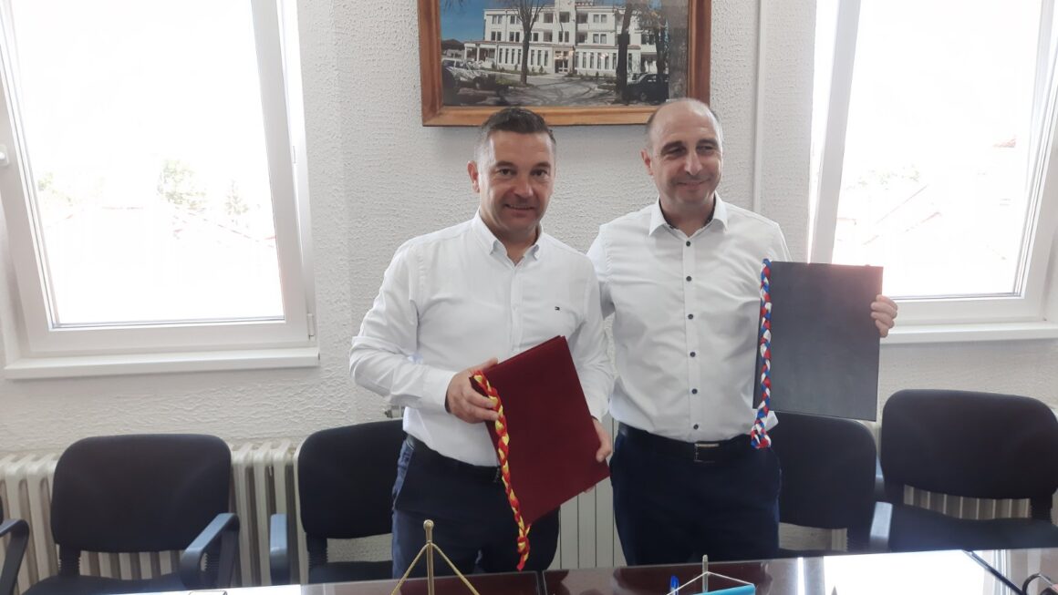 Потпишан договор за збратимување на Општините Берово, Бољарево и Кумровец