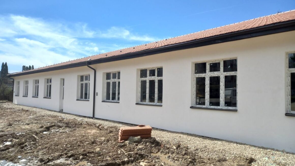 Привршуваат активностите за изградба на првата фаза, од четвртата ламела на Домот за стари лица, во Берово