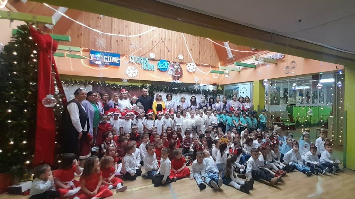 Новогодишна претстава во детската градинка „23 Август“