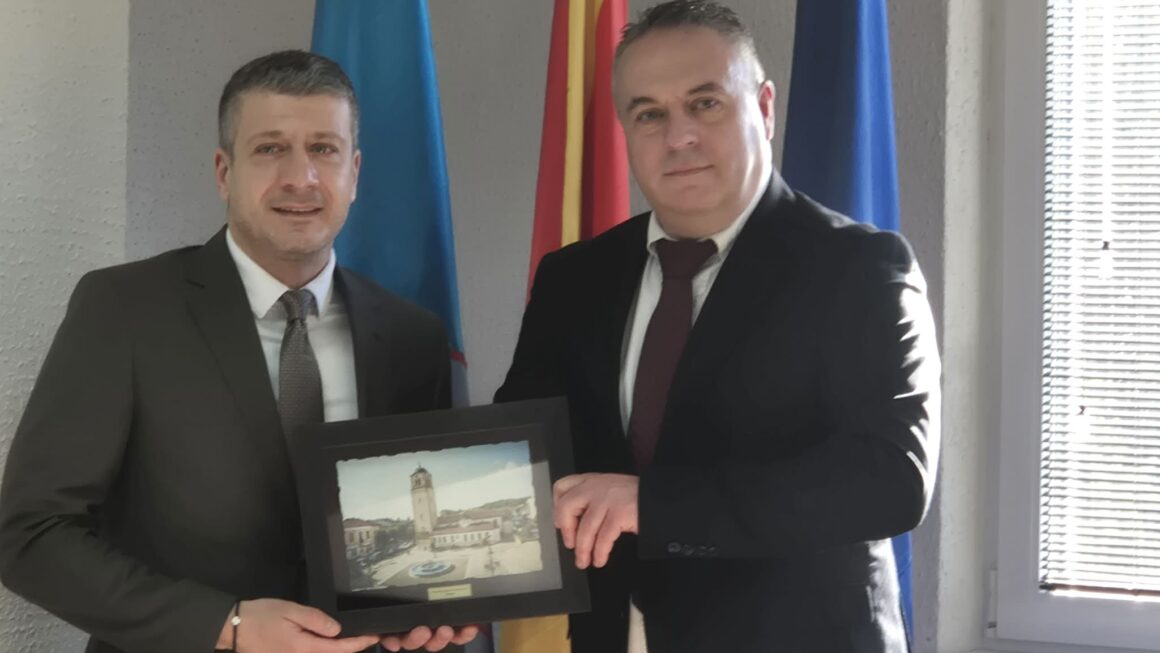 Министерот за локална самоуправа Перински, во работна посета на Берово – фокус на туризмот и рамномерниот регионален развој