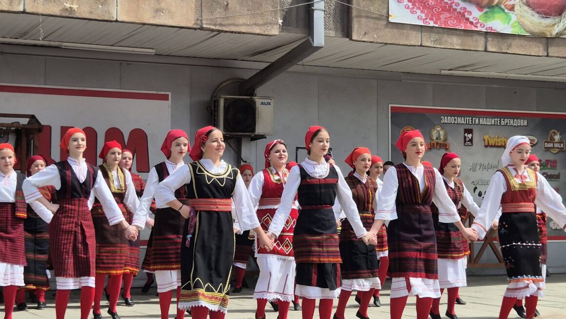 Берово во празничен дух го одбележува Велигден